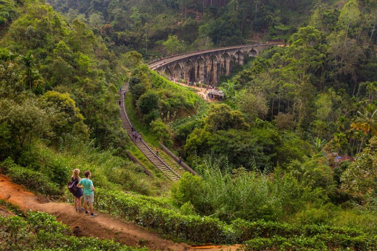 088 Ella, nine arch bridge.jpg